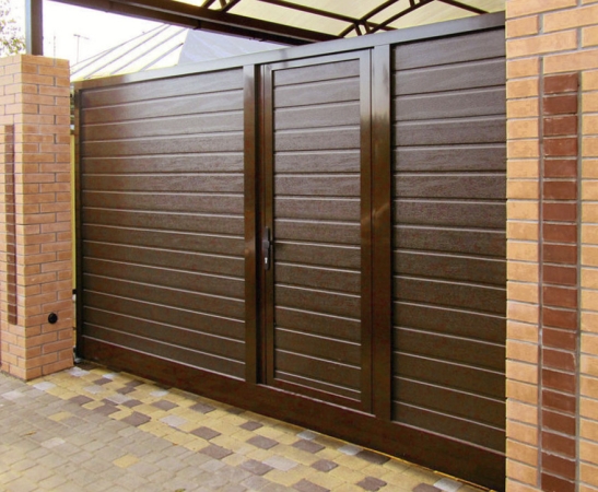 Ворота с калиткой в Армавире