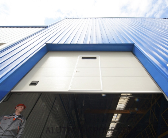 Промышленные ворота Алютех Protrend в Армавире